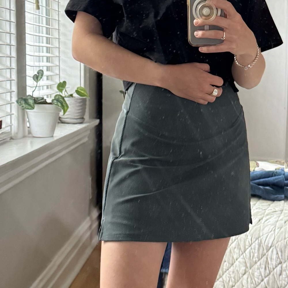 Old Navy High-Waisted PowerSoft Rib-Knit Skort